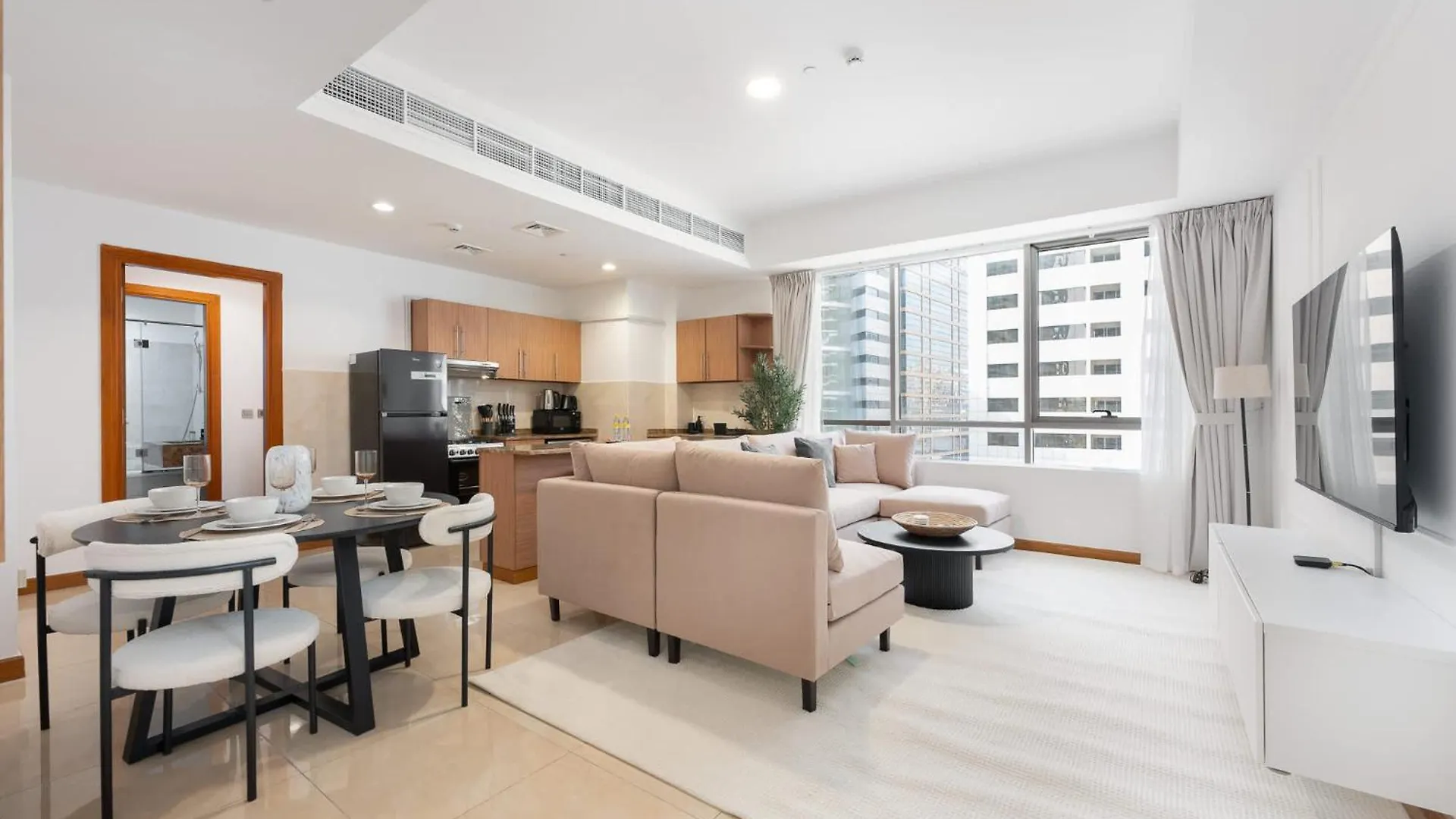 Vibrant 1-Bedroom Apartment In Al Barsha With Easy Access To Downtown Dubai