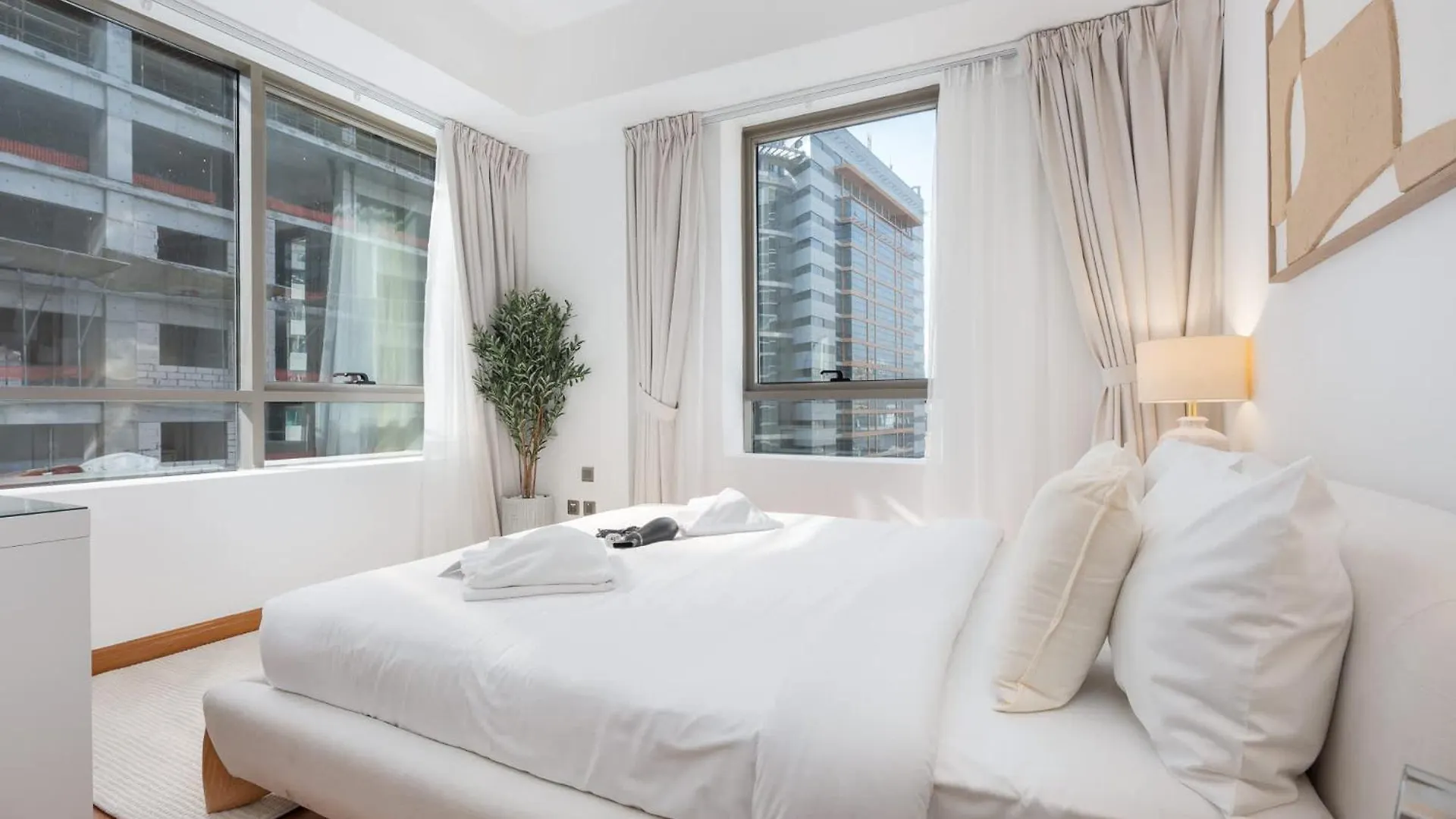 Vibrant 1-Bedroom Apartment In Al Barsha With Easy Access To Downtown Dubai